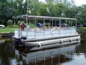 Link to boat Iroquois photo